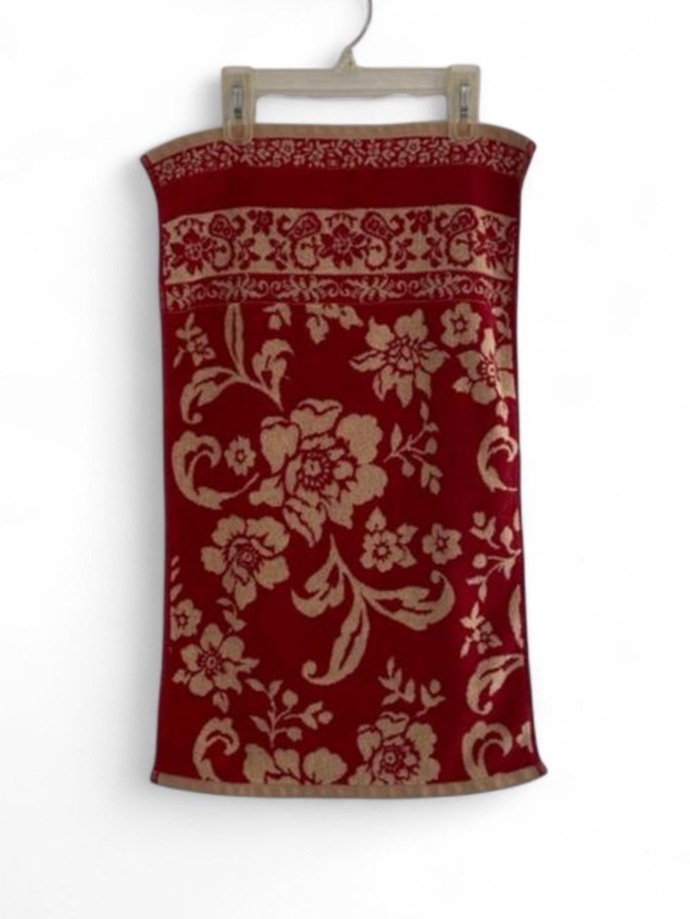 Better Homes and Garden 100% Egyptian Cotton Loft Twist Loops Hand Towel Floral